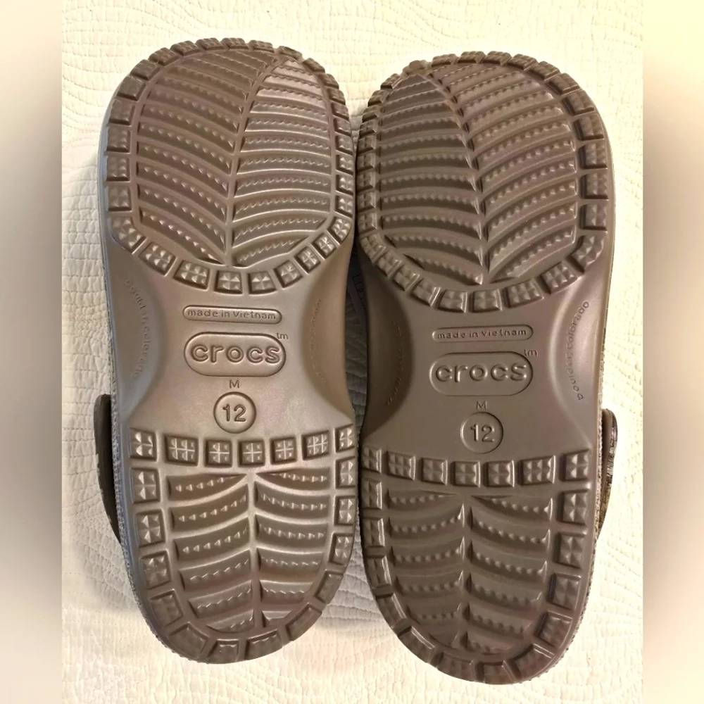 NWT Crocs Classic Realtree Edge Clogs, Limited Edition Release
